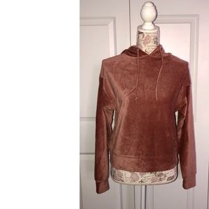 NWT.  Forever 21 Cropped Hoodie